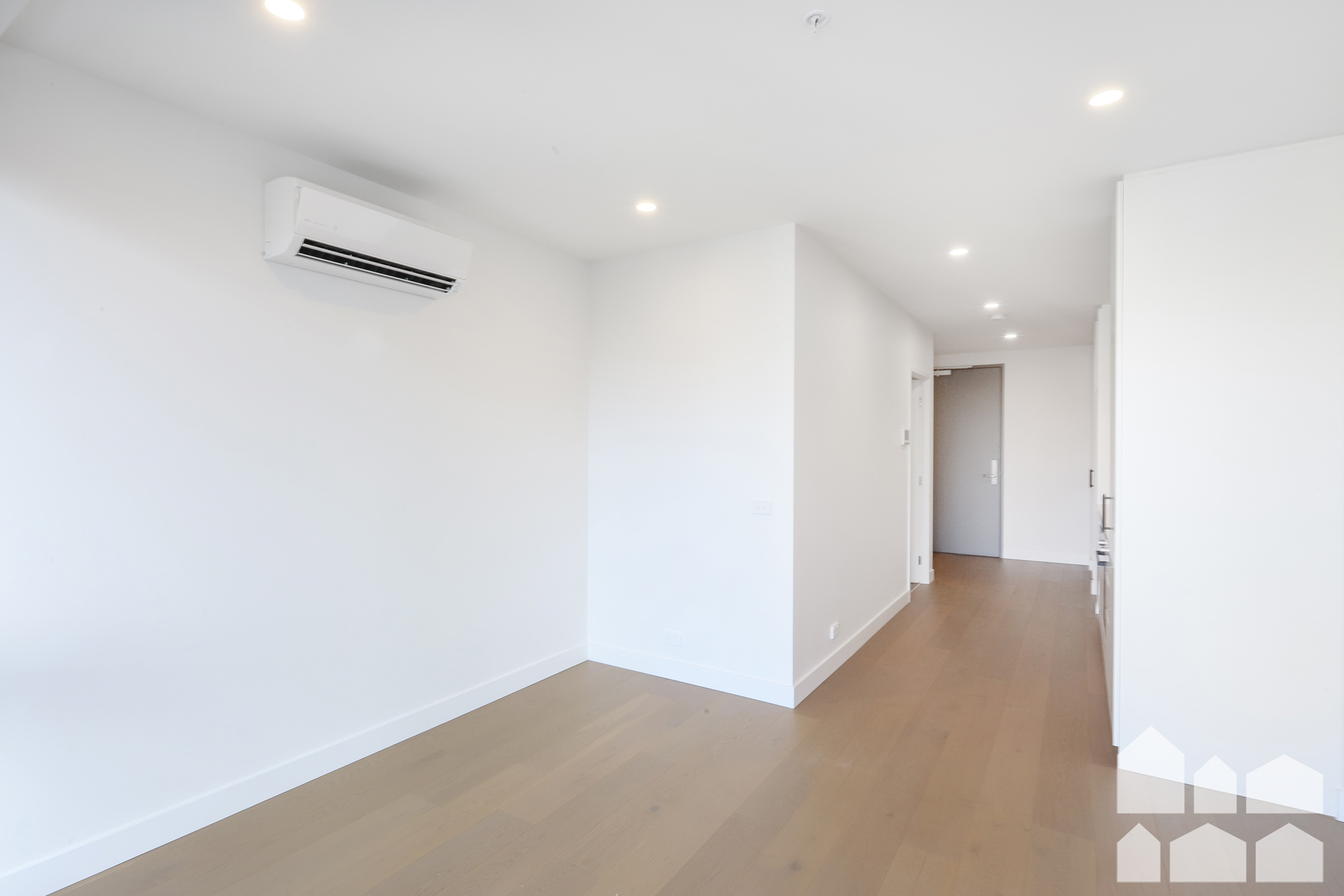 1413/1 Warde Street, Footscray - Thumbnail 3