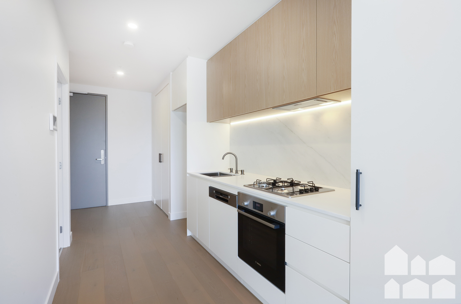 1413/1 Warde Street, Footscray - Thumbnail 2