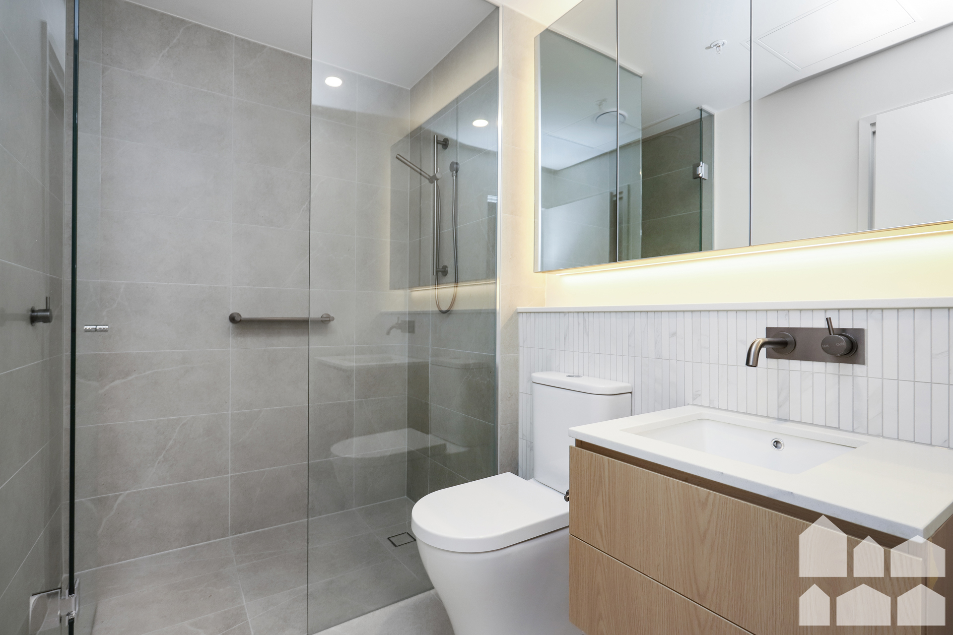 1413/1 Warde Street, Footscray - Thumbnail 4